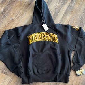 New with tags Minnesota Gopher sweatshirt/hoodie